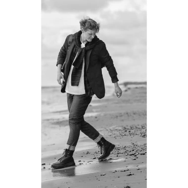 Apranga Photoshoot Image